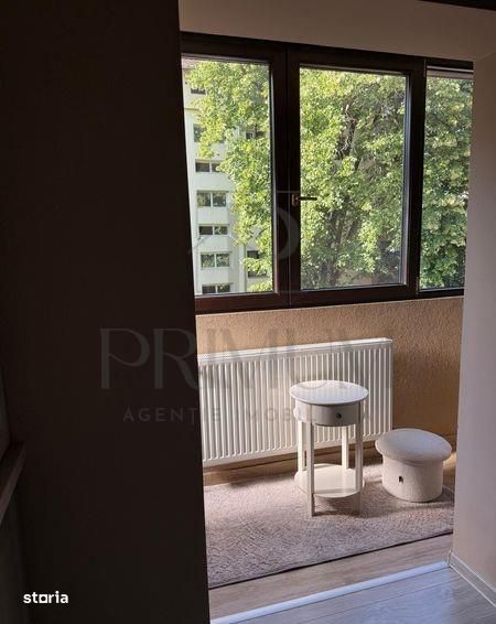 Rebreanu - 2 Camere - Etaj 2 - Decomandat - Complet renovat - Mobilat — fotografia 3
