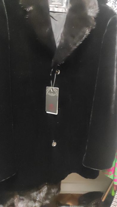 Цигейка шуба мужская размер 56. Новая. Воротник норка. 120 тыс