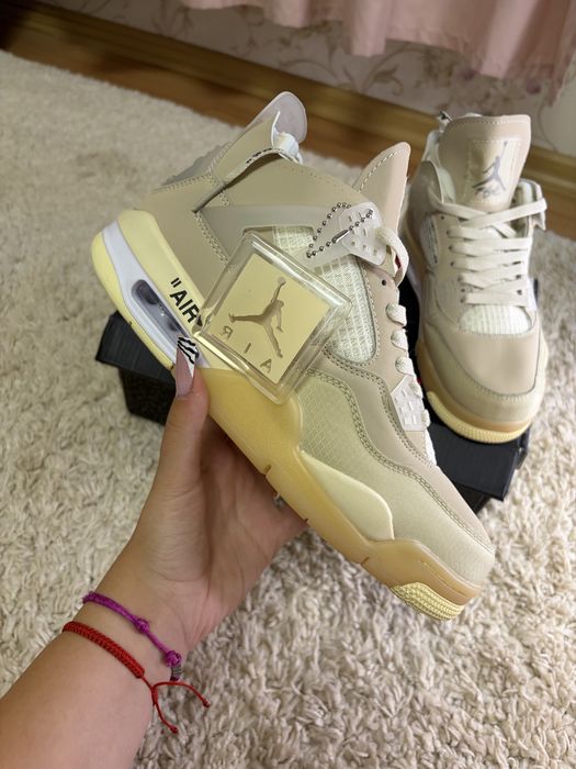 Jordan 4 Off White