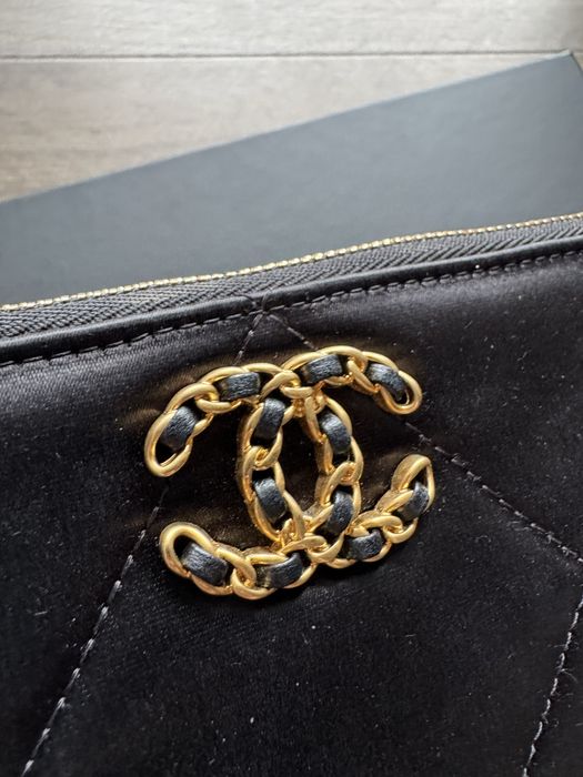 Chanel 19 clutch bag