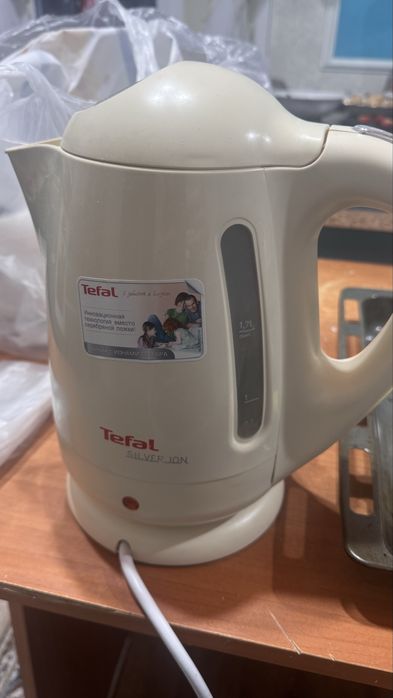 Продам чайник Tefal