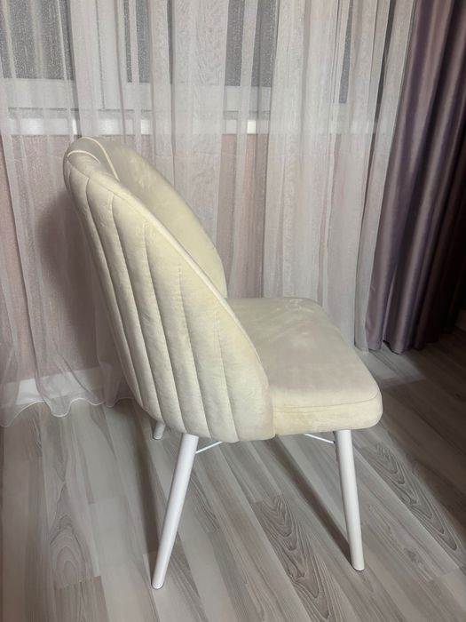 Masa cu 6 scaune set  living