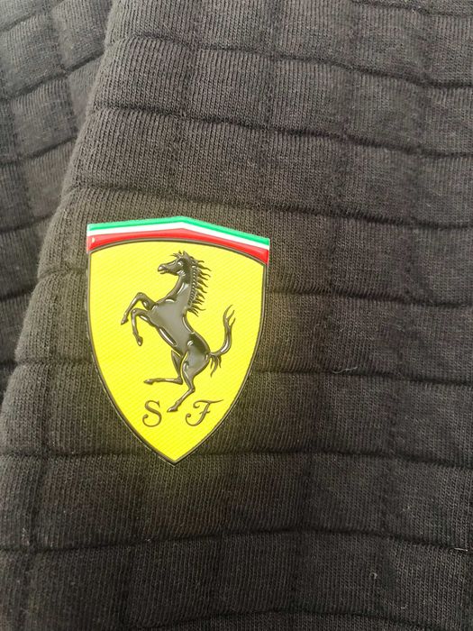 Ferrari race statement суичър