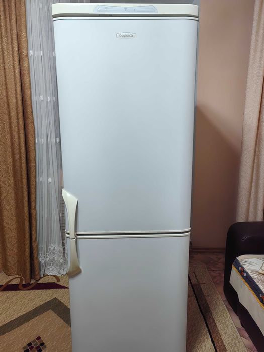 Холодильник рабочий, б/у