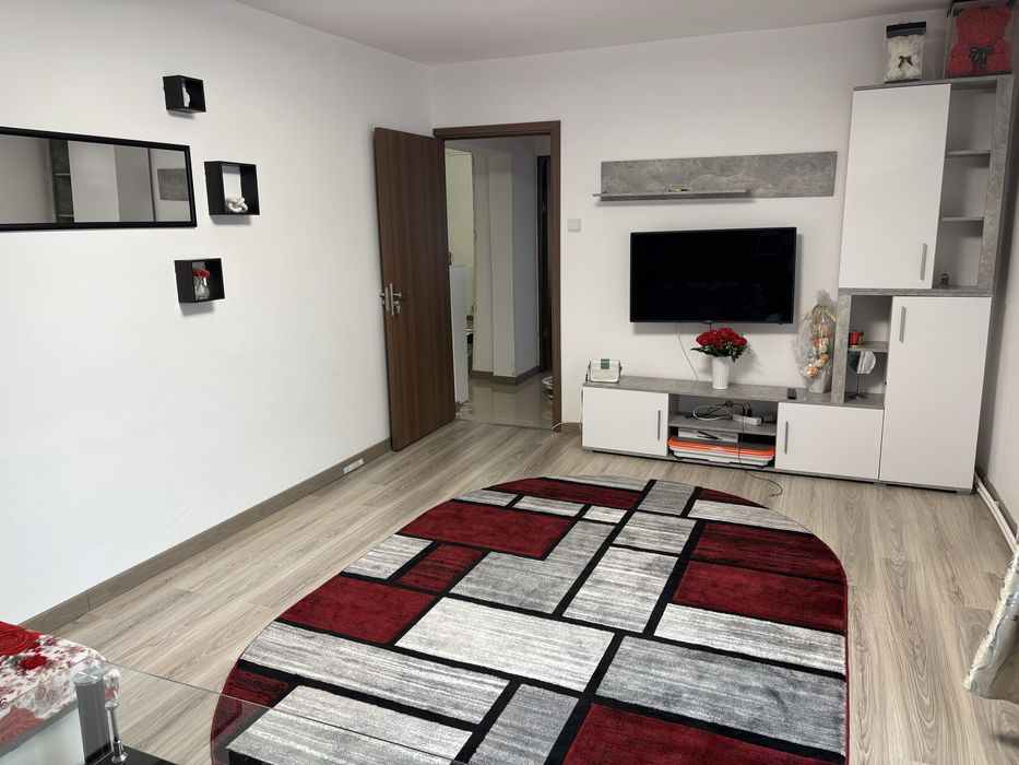 Vand apartamet urgent