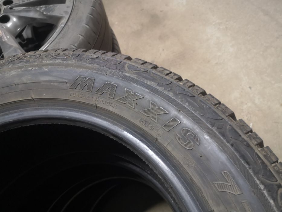 Автомобильные шины 255/55 R18