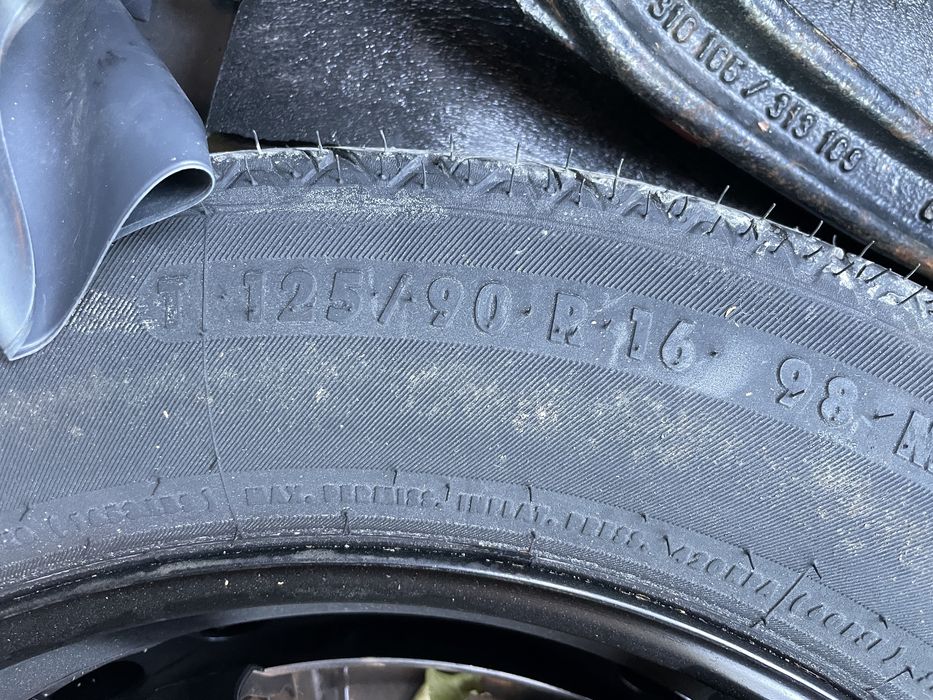 W204 Резервна гума Патерица авариен комплект теглич