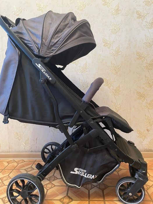 Коляска.          .