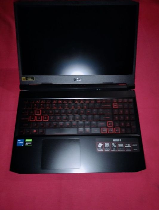 leptop acer nitro 5 defect