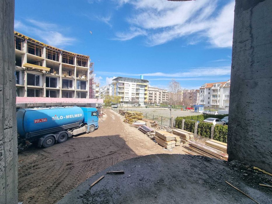 Двустаен апартамент без такса подръжка в „City Residence“ Слънчев бряг
