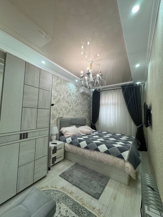 Срочно продается квартира Ойбек 3 комнат