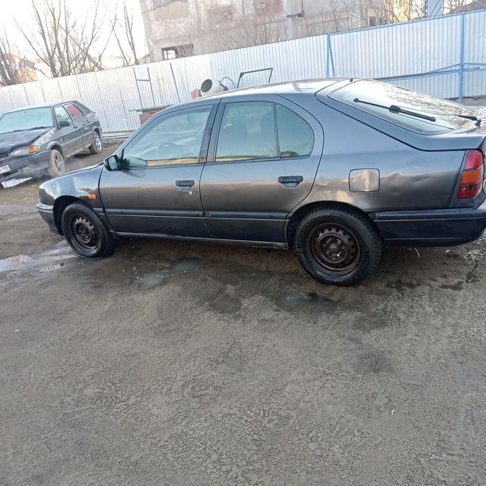 Продам машину 800000