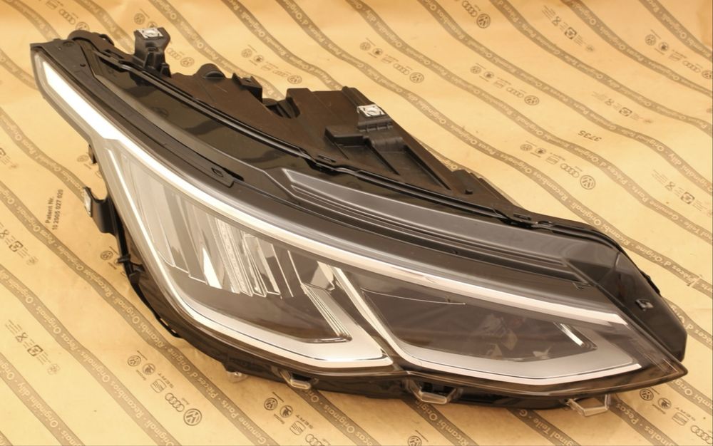 Десен фар Фолксваген голф 8 VOLKSWAGEN VW GOLF 8 VIII LED 19-24 RH 5H1941006