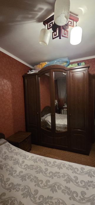 Продам спальный гарнитур