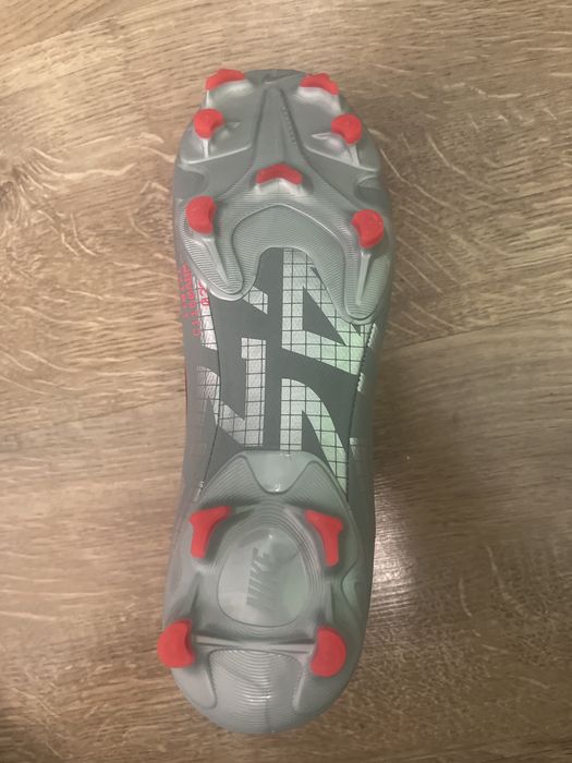 Ghete fotbal vapor 13 academy