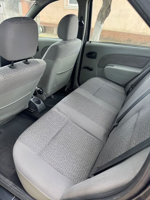 Dacia Logan 1.4 Mpi 2007 cu Dotări