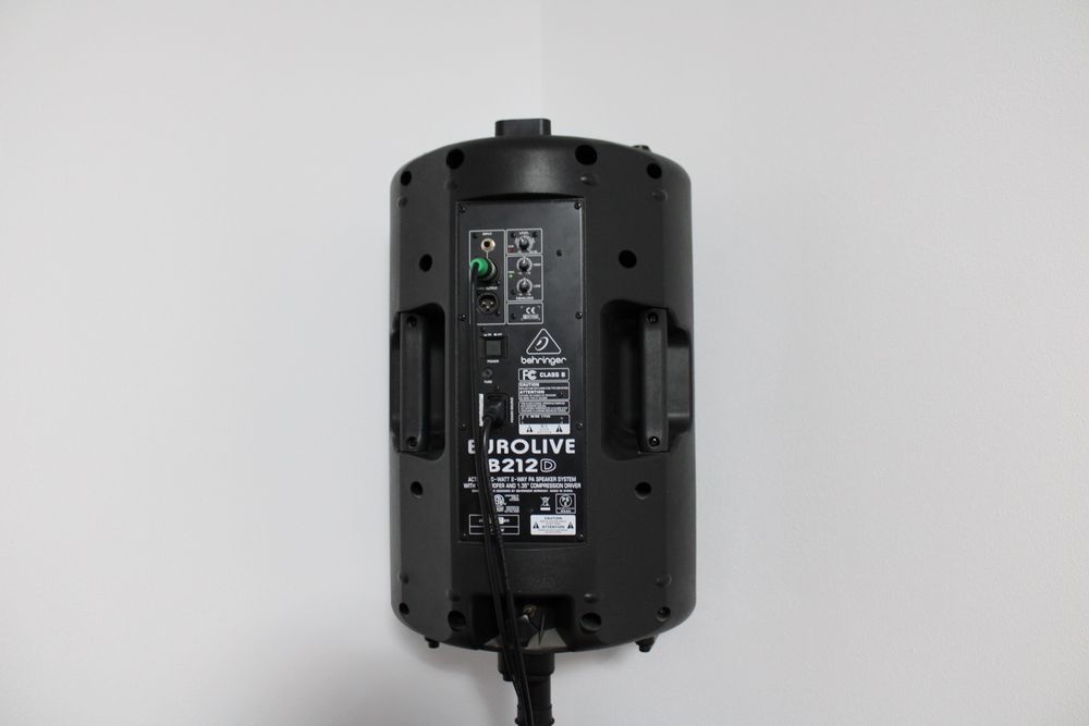 Boxe profesionale behringer