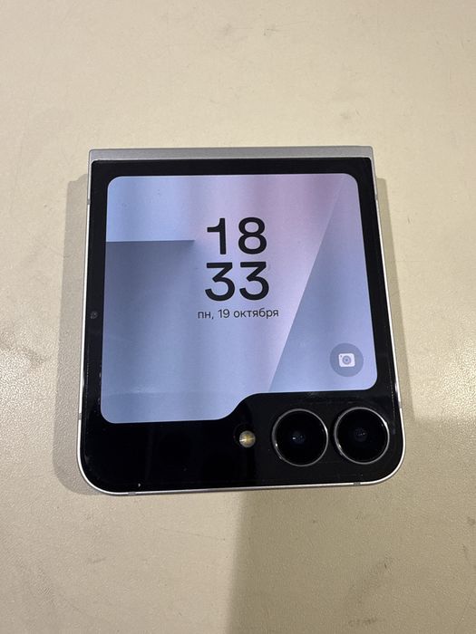 Samssung z flip7 fe 256gb