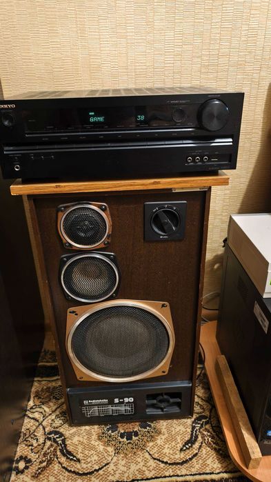 Ресивер Onkyo RX-SR313 и колонки S90