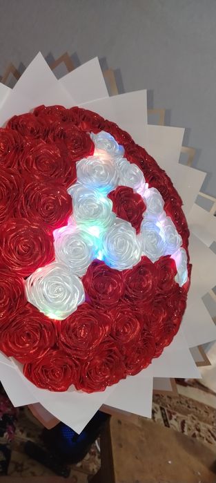 Цветы из атласных лент