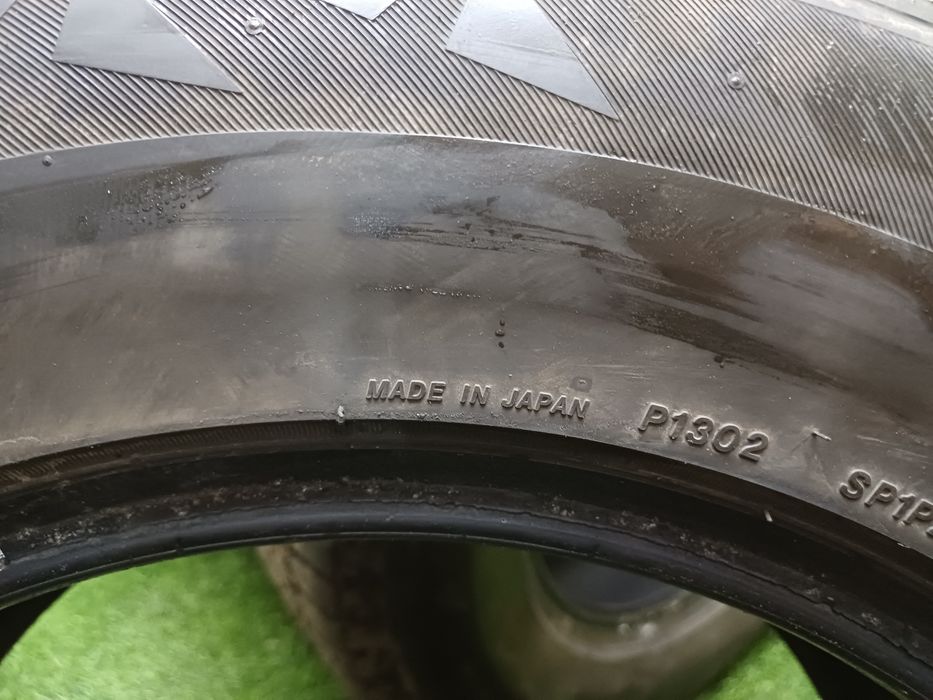 Шины R16 225/70 Bridgestone комплект
В