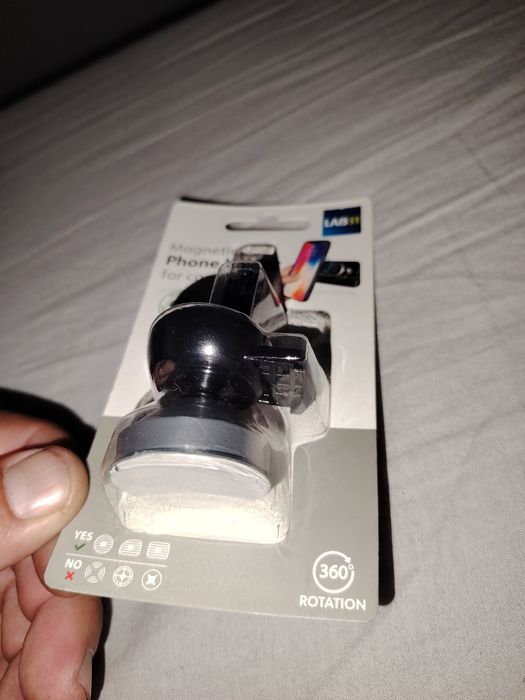 Suport telefon pentru mașina cu magnet