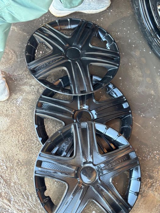 Продам диски 16 радиуса и зимние резины