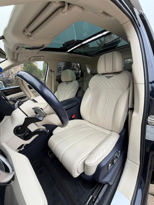 Bentley bentayga W12 MULLINER Variante