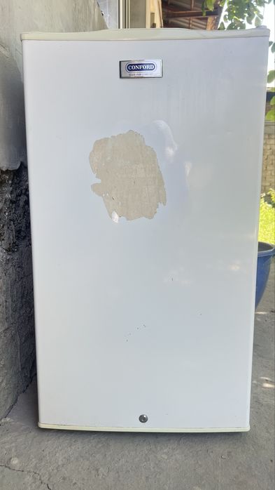 Холодильник бор сотилади