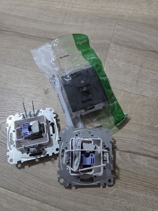 Розетка за интернет SCHNEIDER Sedna