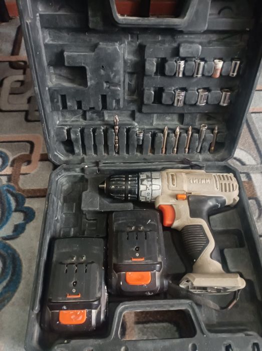 Шуруповёрт шуруповёрт