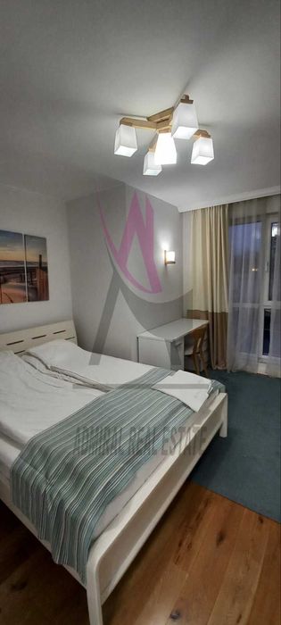 Дава се под наем Четиристаен апартамент в Варна, Център - 100 кв.м за 1500 € - Снимка #3