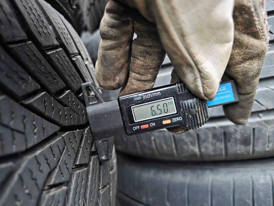 4бр Зимни гуми 225 50 17 - Continental - DOT 2022, 2023