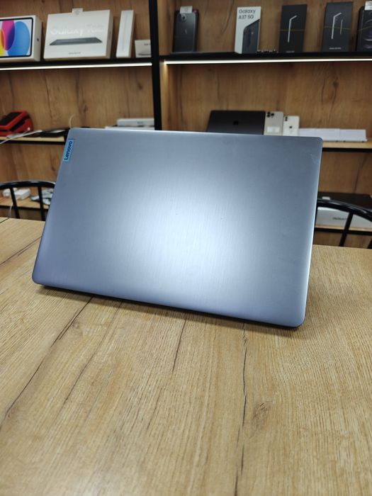 Lenovo IdeaPad 3 | Intel i3-1215U | ОЗУ 8 | NVMe 256