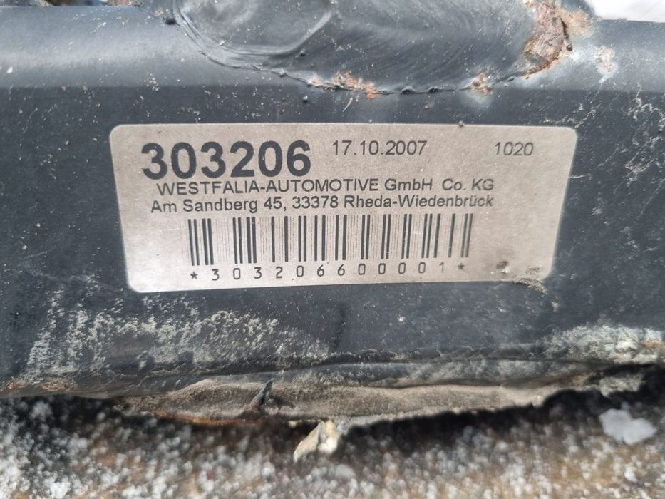 Фаркоп на бмв е53.