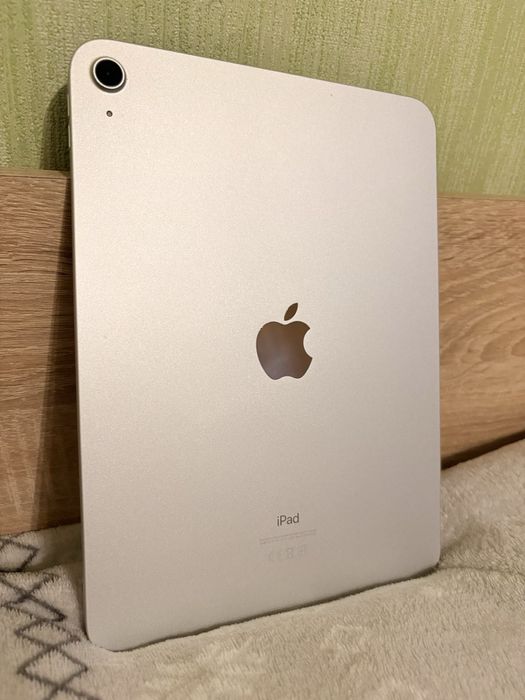IPad 10th generation, 10.9” 64GB