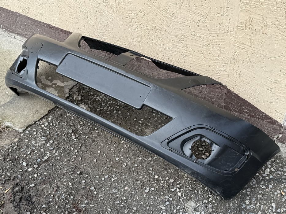 Передний, задний бампер. Ваз (Лада) Ларгус.