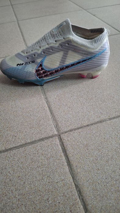 Продам бутсы nike mercurial 35