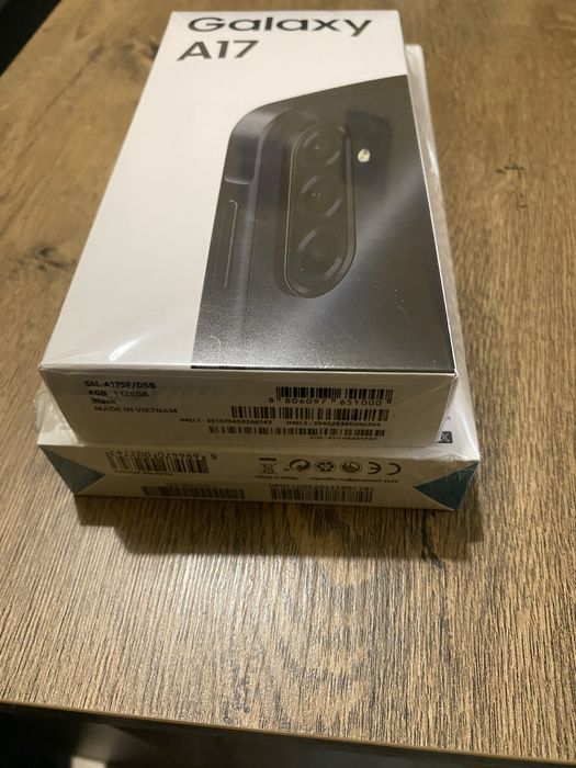 Samsung galaxy A17, чисто нов