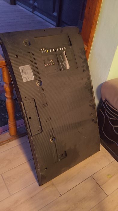 Телевизор на запчасти