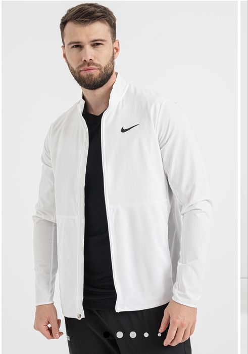Тенис   яке   Nike