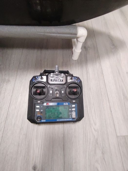 Vând bărcuța de momit