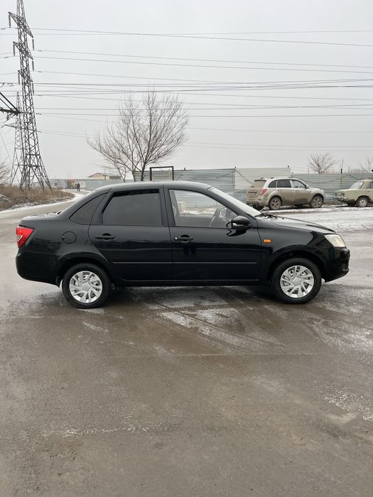 Продам Lada Granta 21900