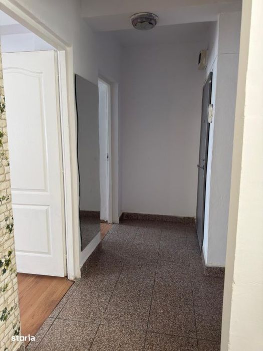 Apartament 4 camere, 71 mp, zona Centrala