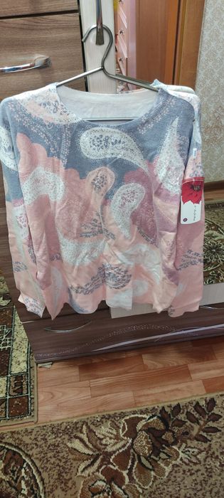 Продаю кофты на весну.