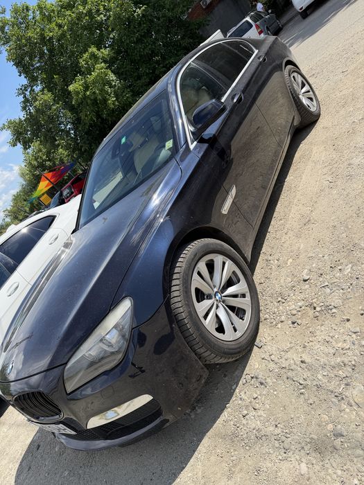 BMW 7 Series 0 — imagine 4