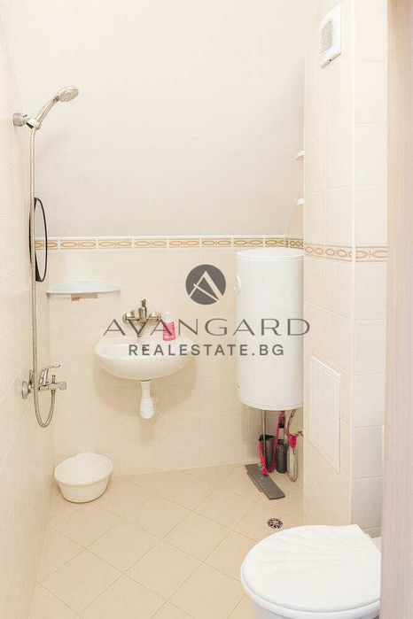 Продава се Двустаен апартамент в Пловдив, Христо Смирненски - 68 кв.м за 2085 €/кв.м - Снимка #3