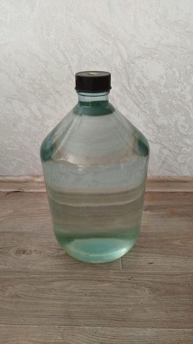 Продам бутылку 30 л