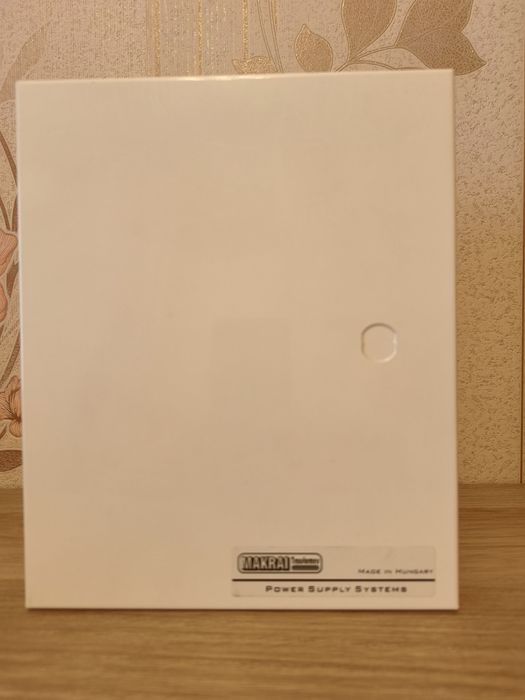 Захранващ блок  12 V / 8.5 A