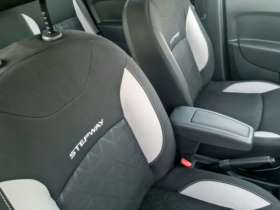 Dacia Sandero Stepway-an 2014-0.9 Tce90-Rar efectuat-euro 5-navi-parc auto-inmatriculat